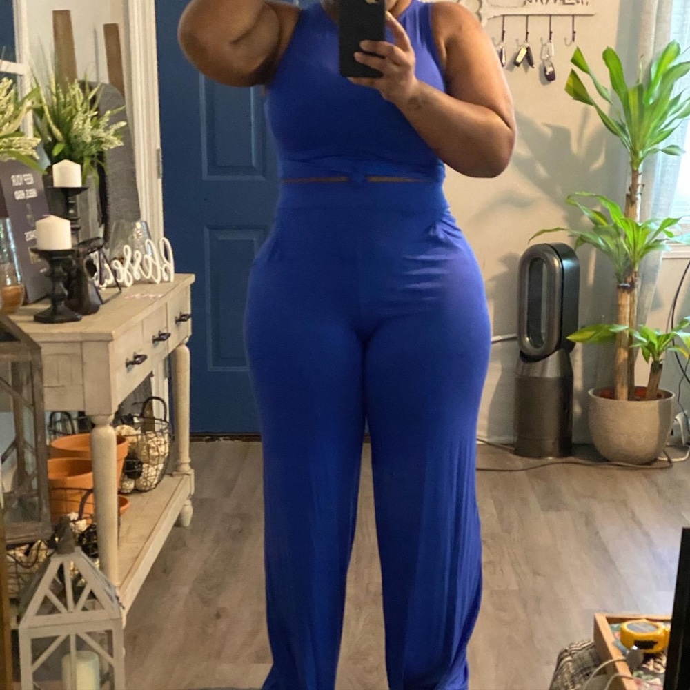 NWT Sleeveless Top and Pants set